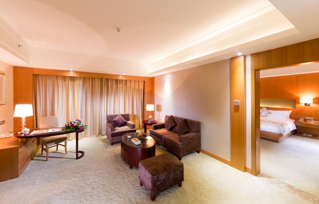 The Grand Plaza Hotel Цзиан Стая снимка